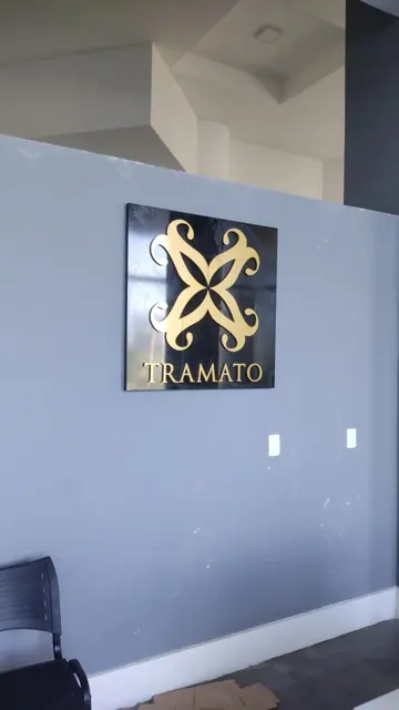 Símbolo em relevo