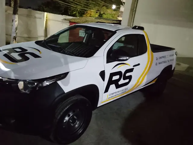 RS · utilitário personalizado