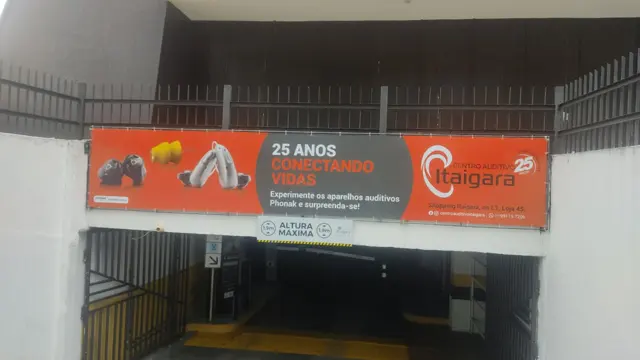 Faixa institucional