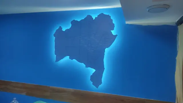 Peça decorativa iluminada
